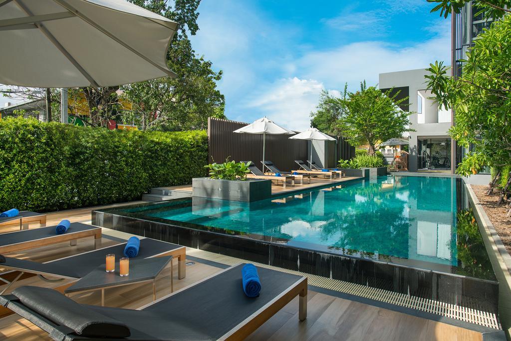 Somerset Ekamai Bangkok Exterior photo
