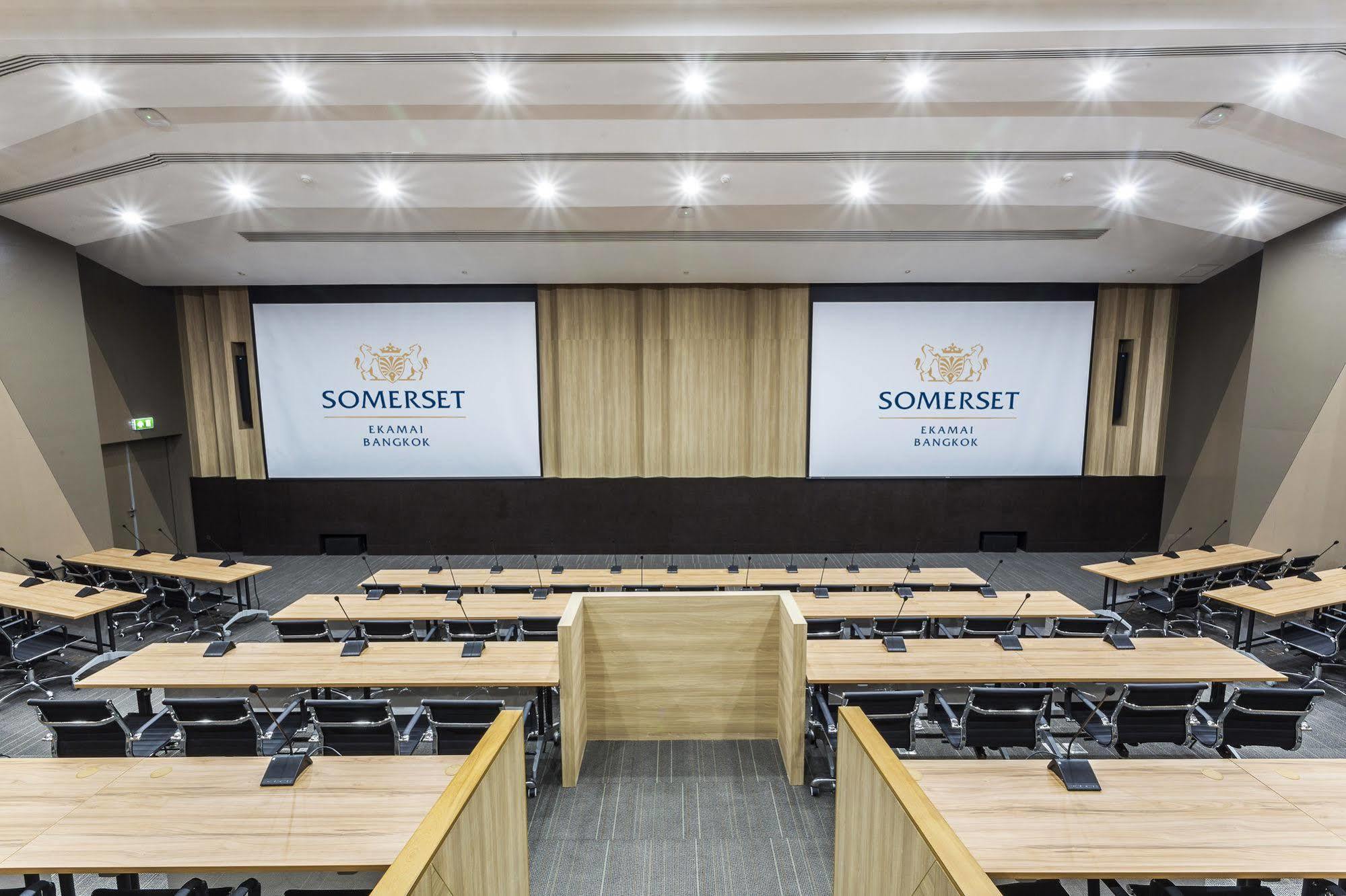 Somerset Ekamai Bangkok Exterior photo